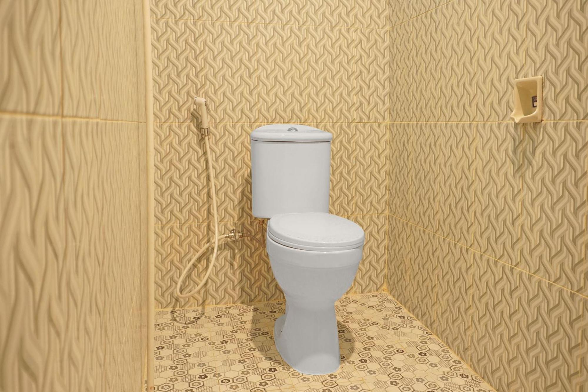 Oyo 91762 Green Home Stay Syariah Пурвакарта Екстериор снимка