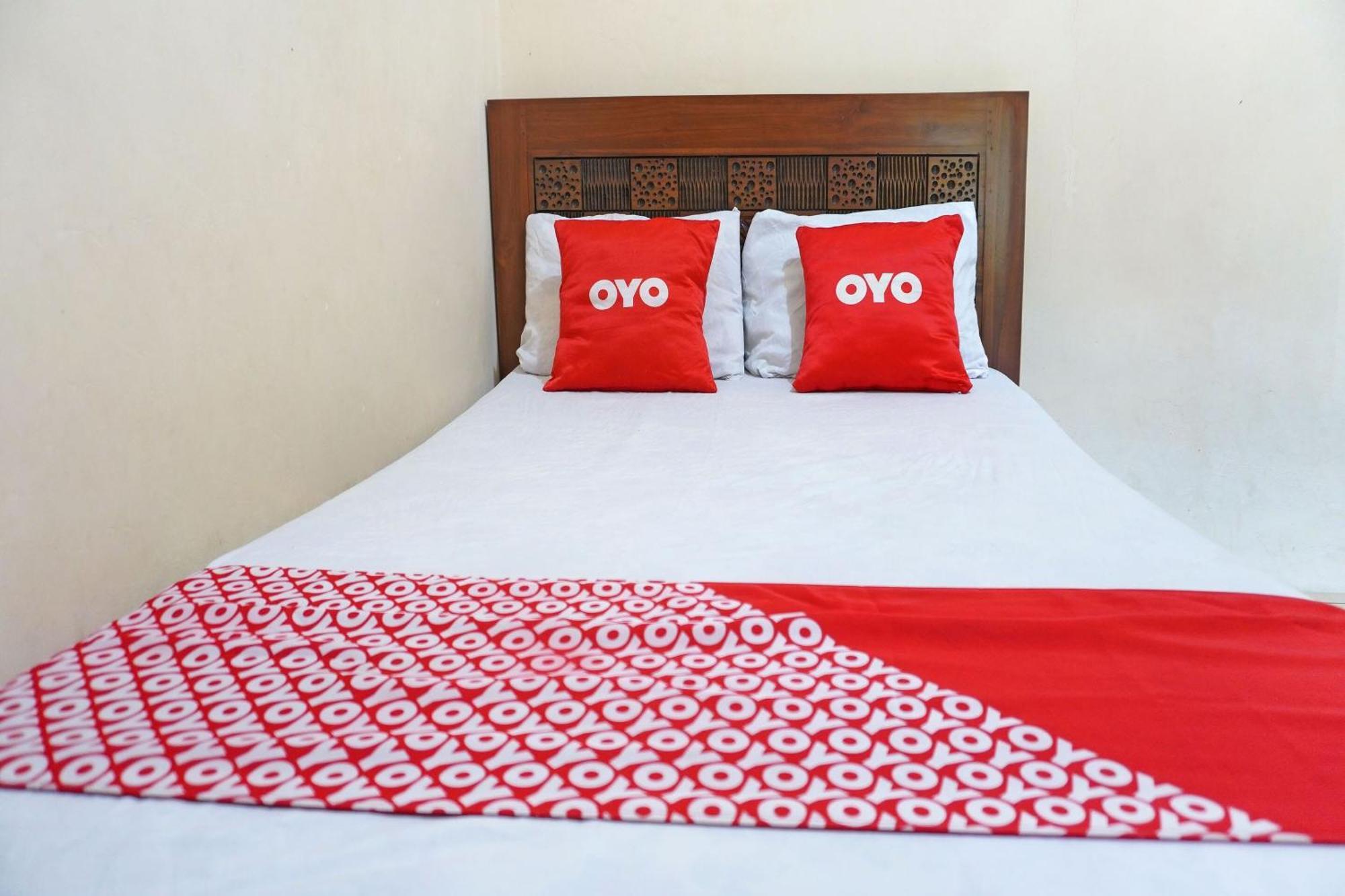 Oyo 91762 Green Home Stay Syariah Пурвакарта Екстериор снимка
